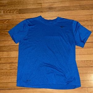 NIKE DRI FIT XL T-Shirt
